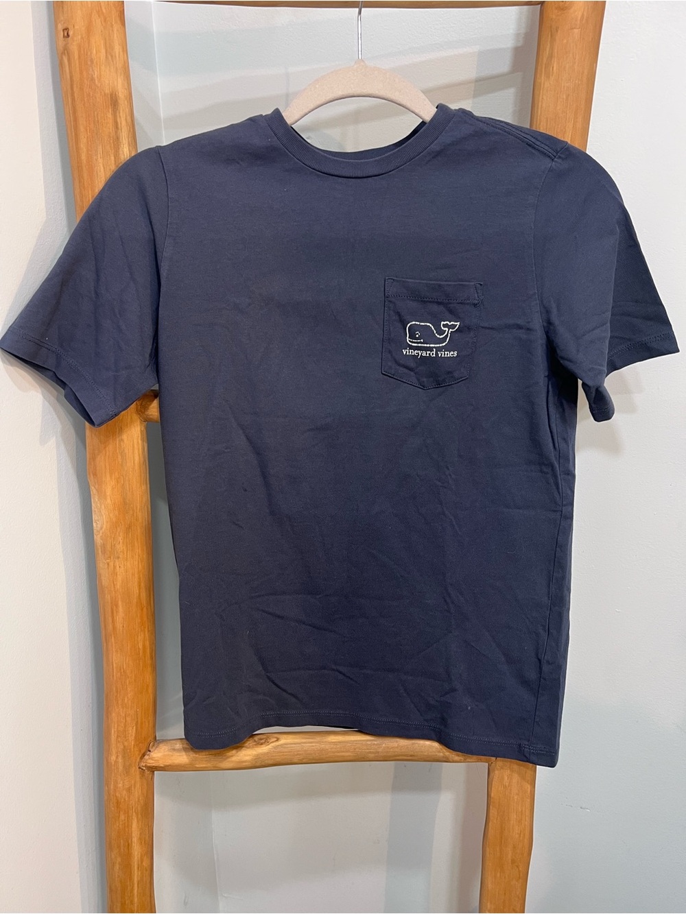Vineyard Vines Boys Navy Whale T-Shirt Size M 12-14